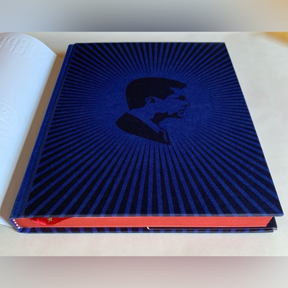 First Edition of Stephen Colbert’s I Am America (And So Can You!) - Picture 12 of 17